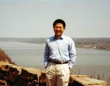 Jizhong Xiao